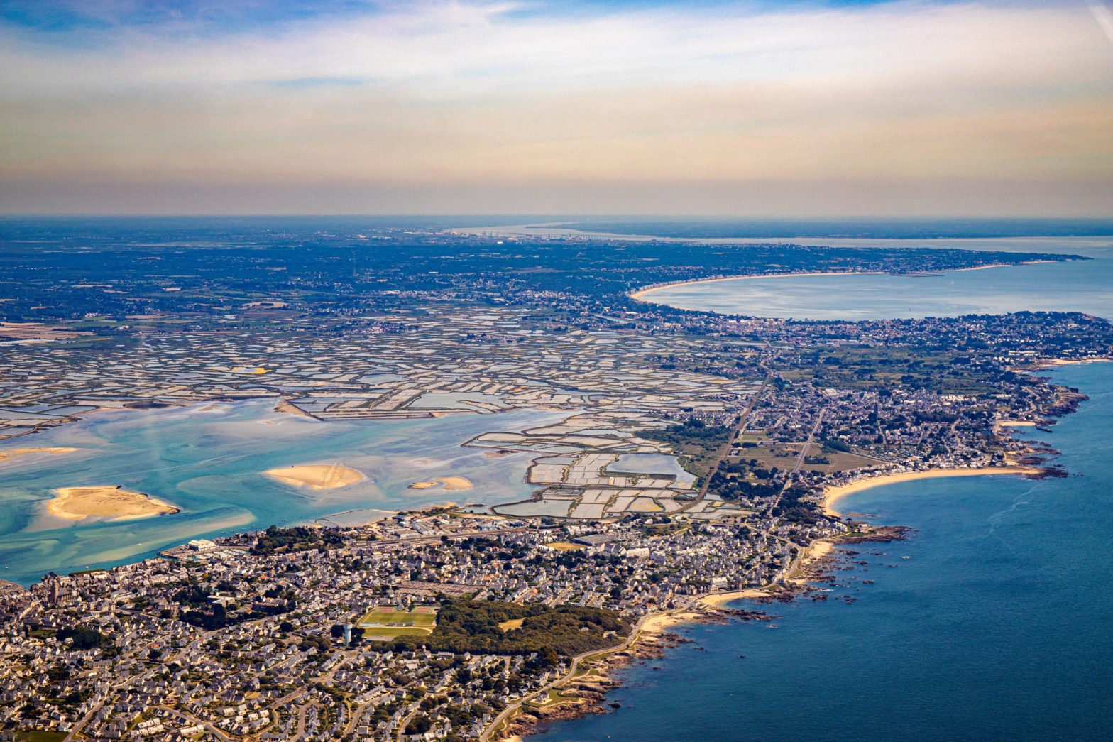 VUE-AERIENNE-DE-MESQUER-EN-LOIRE-ATLANTIQUE